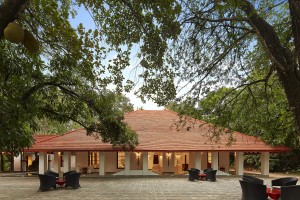 Tut-Gut-Sri-Lanka-Haupthaus-c-Eco-Resort-Kaduruketha