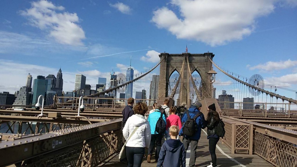 Spaziergang ueber die Brooklyn Bridge